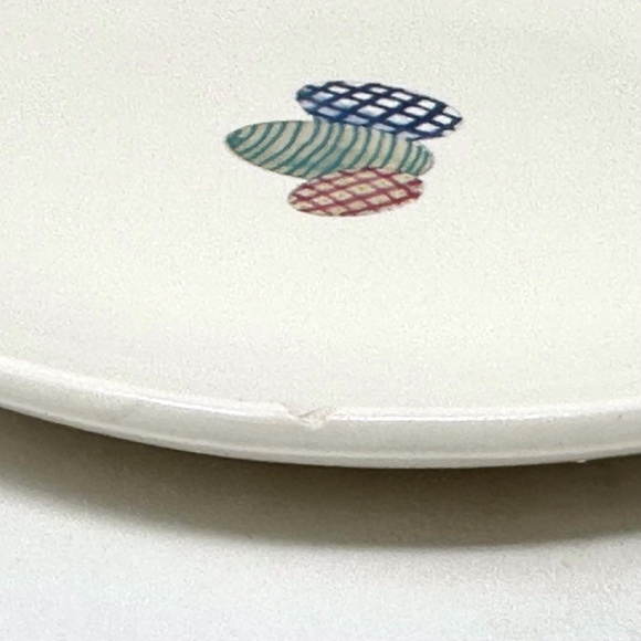 Rae Dunn Set of 4 Easter/Spring Appetizer/Dessert Plates With Easter Designs - Picture 10 of 10